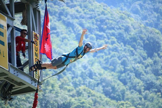 Bungee jumping