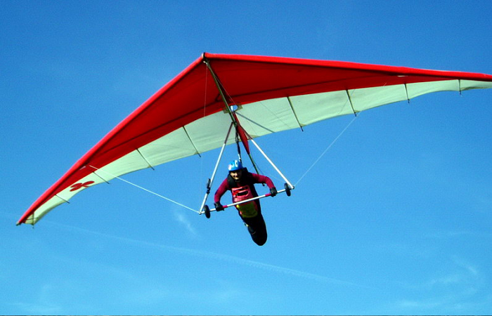 Hand Gliding